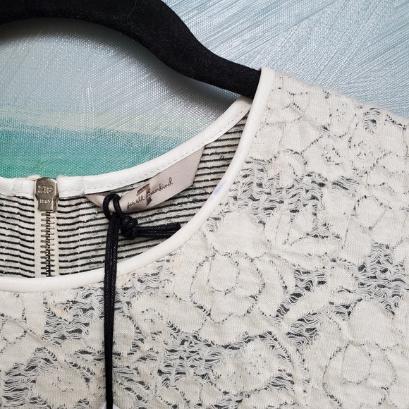 7 For All Mankind Seamed Lace Top  Approx Fit Medium - Picture 11 of 12